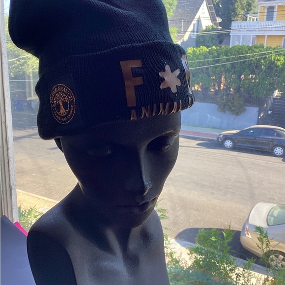 Copper Branch stop cruelty to animals beanie - Picture 3 of 3